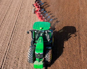 noticias-maquinaria-aig-John-Deere-FIMA