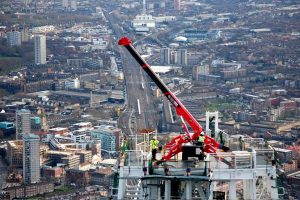 noticias-maquinaria-spaincrane-gruas-azotea00