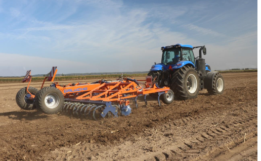 noticias-maquinaria-GALUCHO-farmig