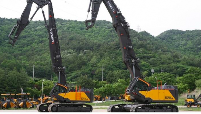 noticias-maquinaria-Volvo-ec750ehr