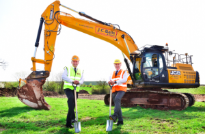 noticias-maquinaria-jcb-nueva-fabrica