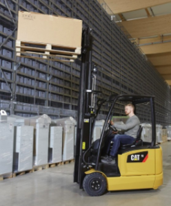 noticias-maquinaria-Cat® Lift Trucks-eléctricas
