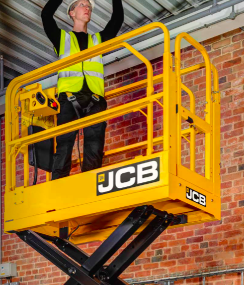 noticias-maquinaria-JCB-access