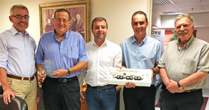 noticias-maquinaria-Manitowoc Cranes-israel