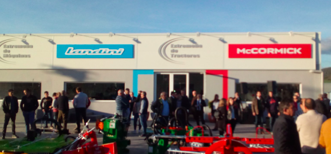 noticias-maquinaria-McCormick y Landini-extremeña
