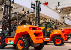noticias-maquinaria-ausa-carretillas-bauma