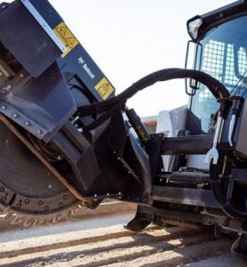 noticias-maquianaria- cargadora-bobcat-portaherramientas