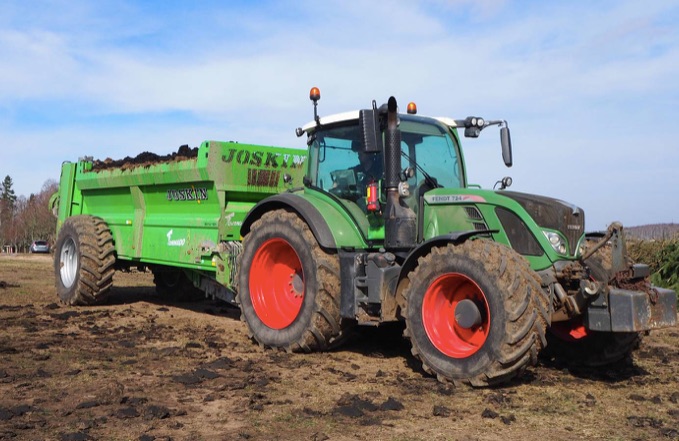 noticias-maquianria-esparcidor-joskin