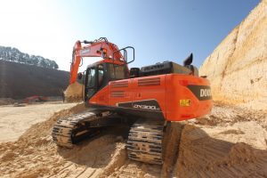 noticias-maquinaria-excavadora Doosan