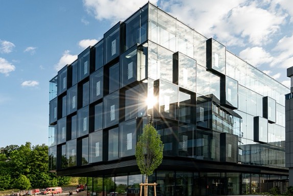 noticias-maquinaria-Liebherr-centro