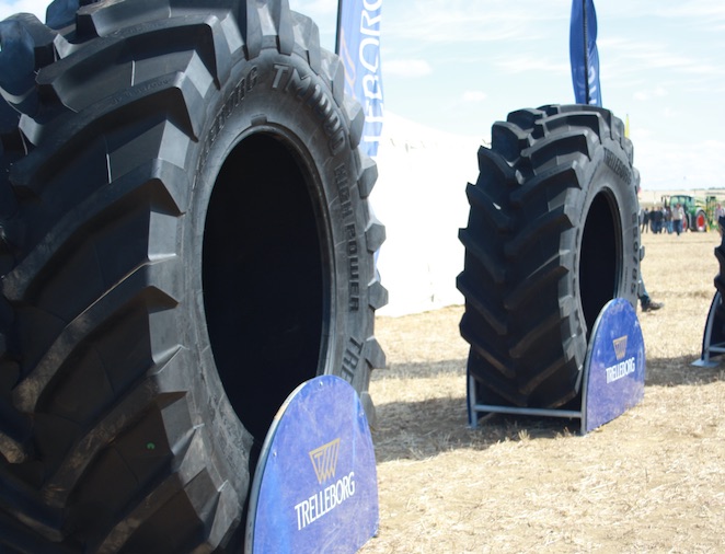 noticias-maquinaria-Trelleborg-neumatico-tm1000