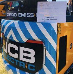 noticias-maquinaria-JCB ETEC