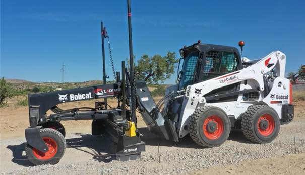 noticias-maquinaria-Niveladora Láser Bobcat