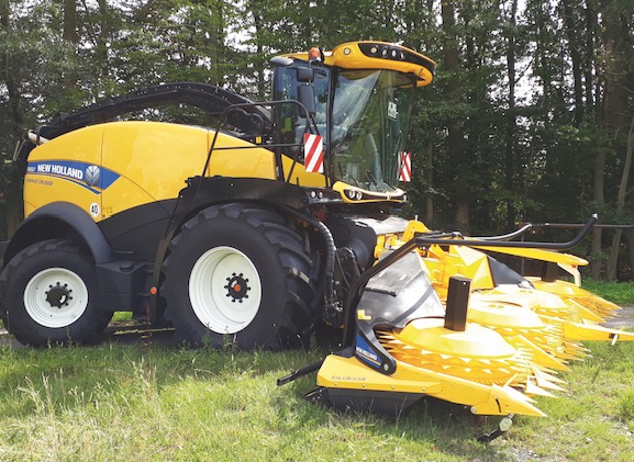 noticias-maquinaria- New Holland-Stalkbuster
