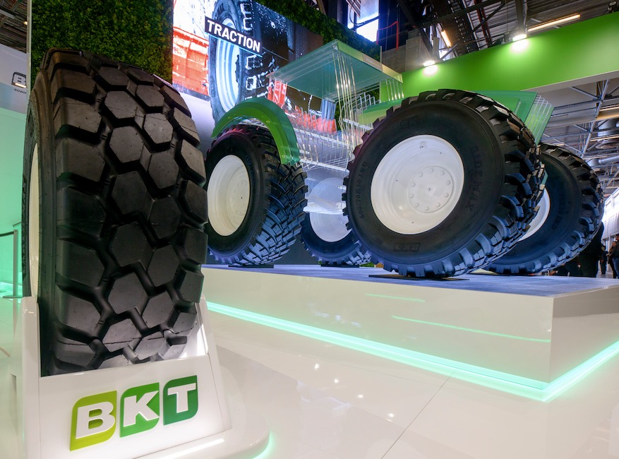 noticias-maquinaria-neumaticos -bkt-agritechnica