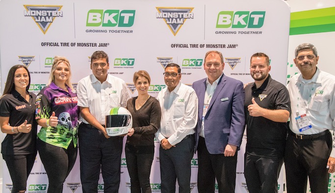 noticias-maquinaria-Monster Jam-BKT