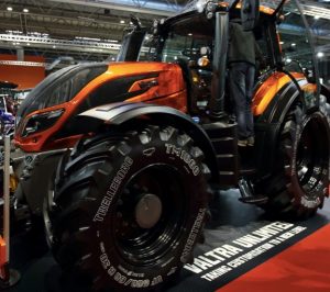 noticias-maquinaria-valtra-lamma