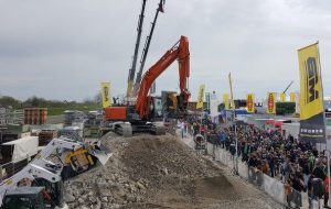 noticias-maquinaria-MB Crusher-ferias