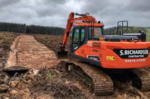 noticias-maquinaria-excavadoras- orugas Doosan