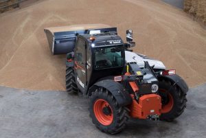 noticias-maquinaria-manipulador-bobcat-tl30.70 AGRI