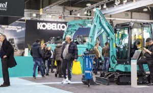 noticias-maquinaria-SaMoTer-kobelco
