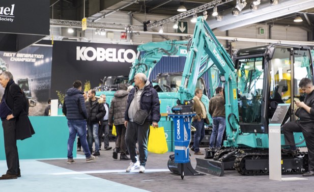 noticias-maquinaria-SaMoTer-kobelco