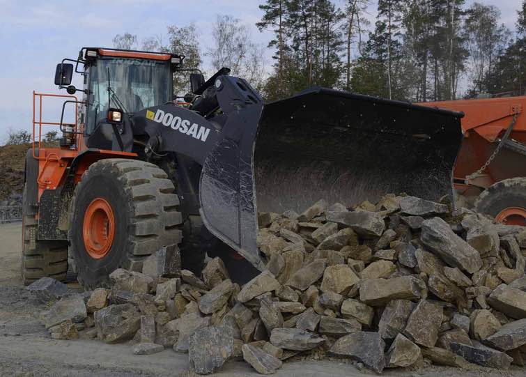 noticias-maquinaria-cargadora-ruedas-doosan