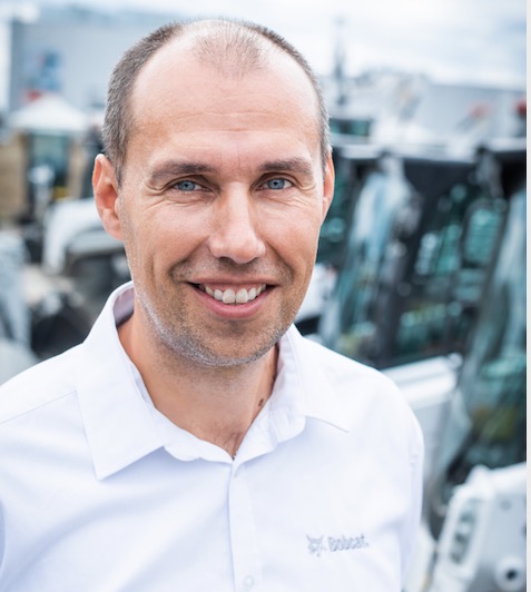 noticias-maquinaria- cargadoras-Bobcat-Jaroslav (Jarry) Fišer