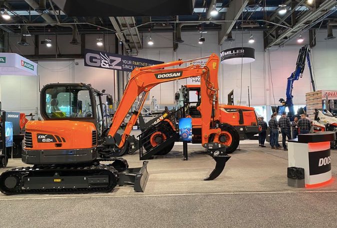 noticias-maquinaria-doosan-miniexcavadora-dx62r3