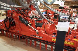 noticias-maquinaria-HR 6040 R-kuhn-2