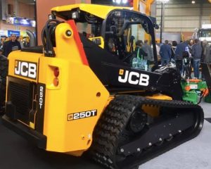 noticias-maquinaria-jcb-minicargadora-250T