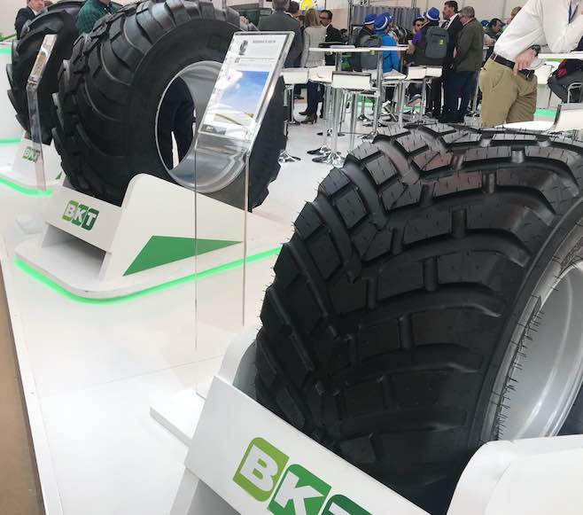 noticias-maquinaria-neumáticos BKT en FIMA