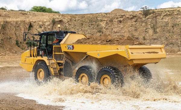 noticias-maquinaria- Cat-dumper-725