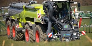 noticias-maquinaria-XERION 4200 SADDLE TRAC-claas