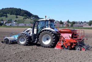 noticias-maquinaria-Valtra-SWISS FUTURE FARM