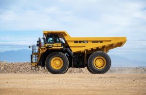 noticias-maquinaria-komatsu-HD785-8