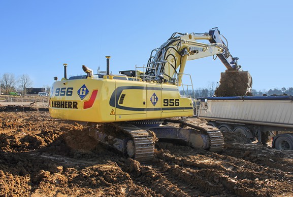 noticias-maquinaria-excavadoras sobre cadenas Liebherr