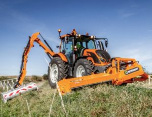 noticias-maquinaria- tractor Valtra-noremat