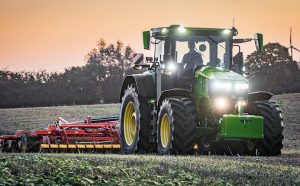 noticias-maquinaria-tractores John Deere-serie7r