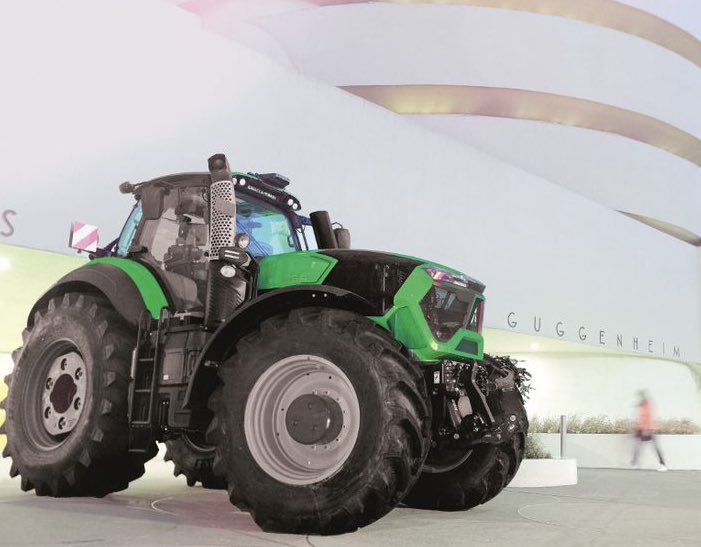 noticias-maquinaria- DEUTZ-FAHR 9340 TTV Warrior -Guggenheim.