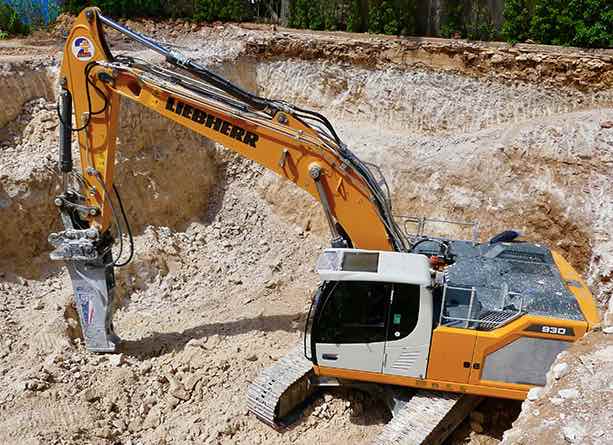 noticias-maquinaria-excavadora sobre cadenas R 930 G8 de Liebherr