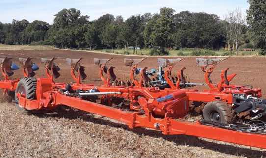 noticias-maquinaria- KUHN Farm Machinery.