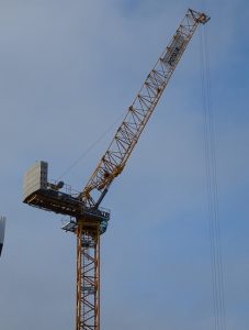 noticias-maquinaria-grúa de pluma abatible hidráulica Potain MRH 175