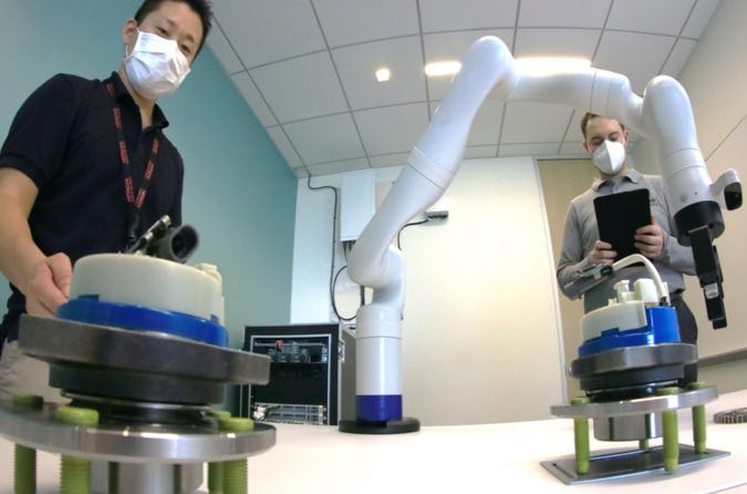 noticias maquinaria Hitachi pruebas 5g