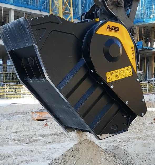 noticias maquinaria MB Crusher obra