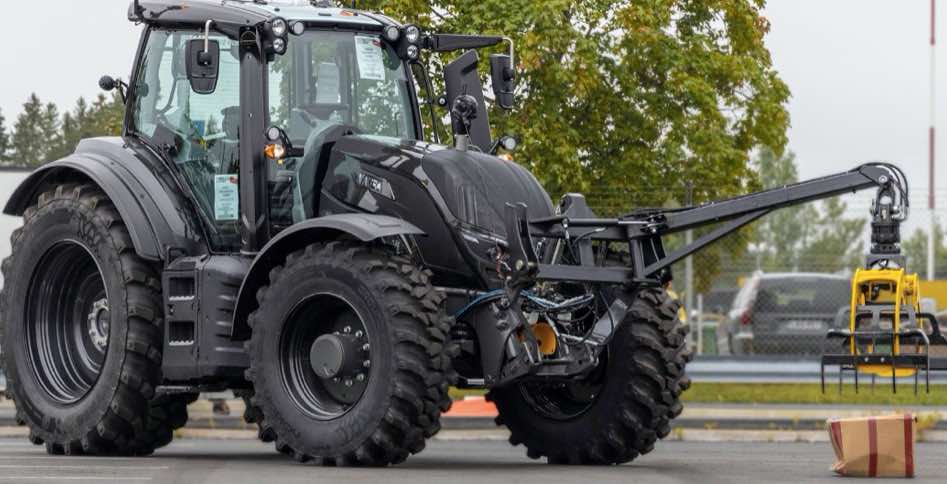 noticias maquinaria tractor control remoto Valtra y Elisa