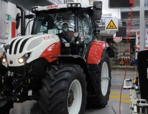 noticias maquinaria CNH Industrial premio por Case IH y STEYR