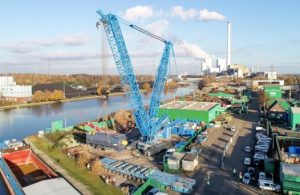 noticias maquinaria grua Liebherr LR 11000
