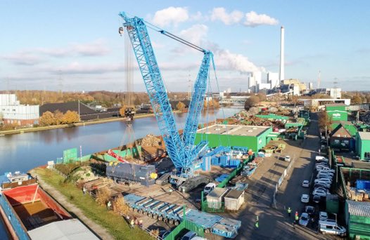 noticias maquinaria grua Liebherr LR 11000