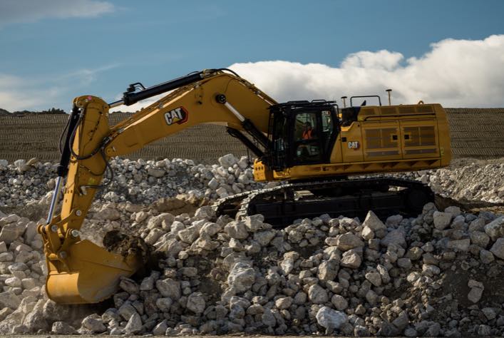 noticias maquinaria Caterpillar excavadora 374 Cat